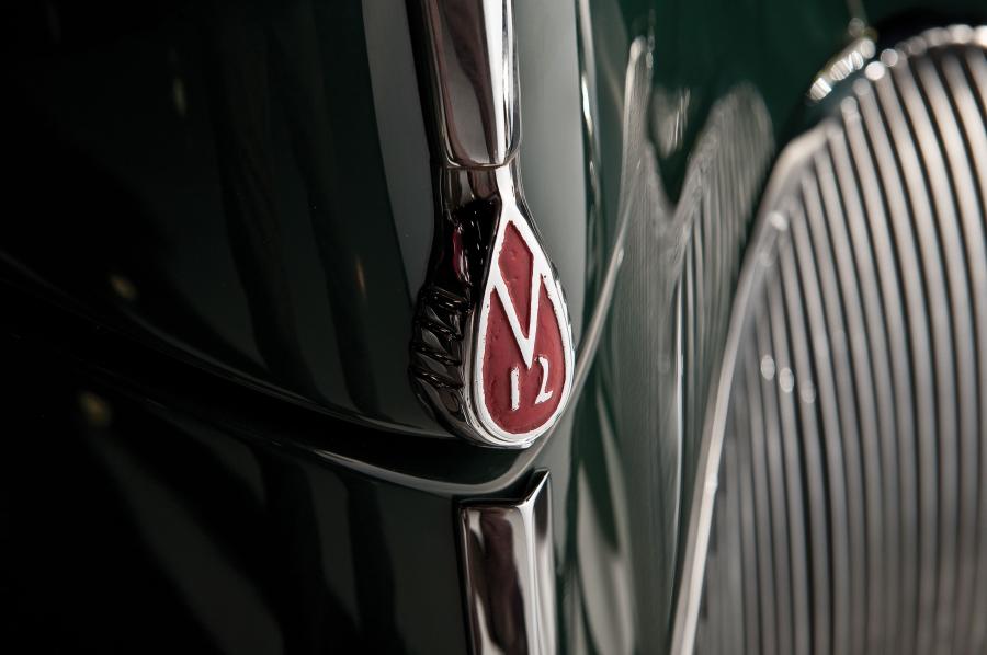  Lincoln Custom Limousine 1941 года  (фото 14 из 27)